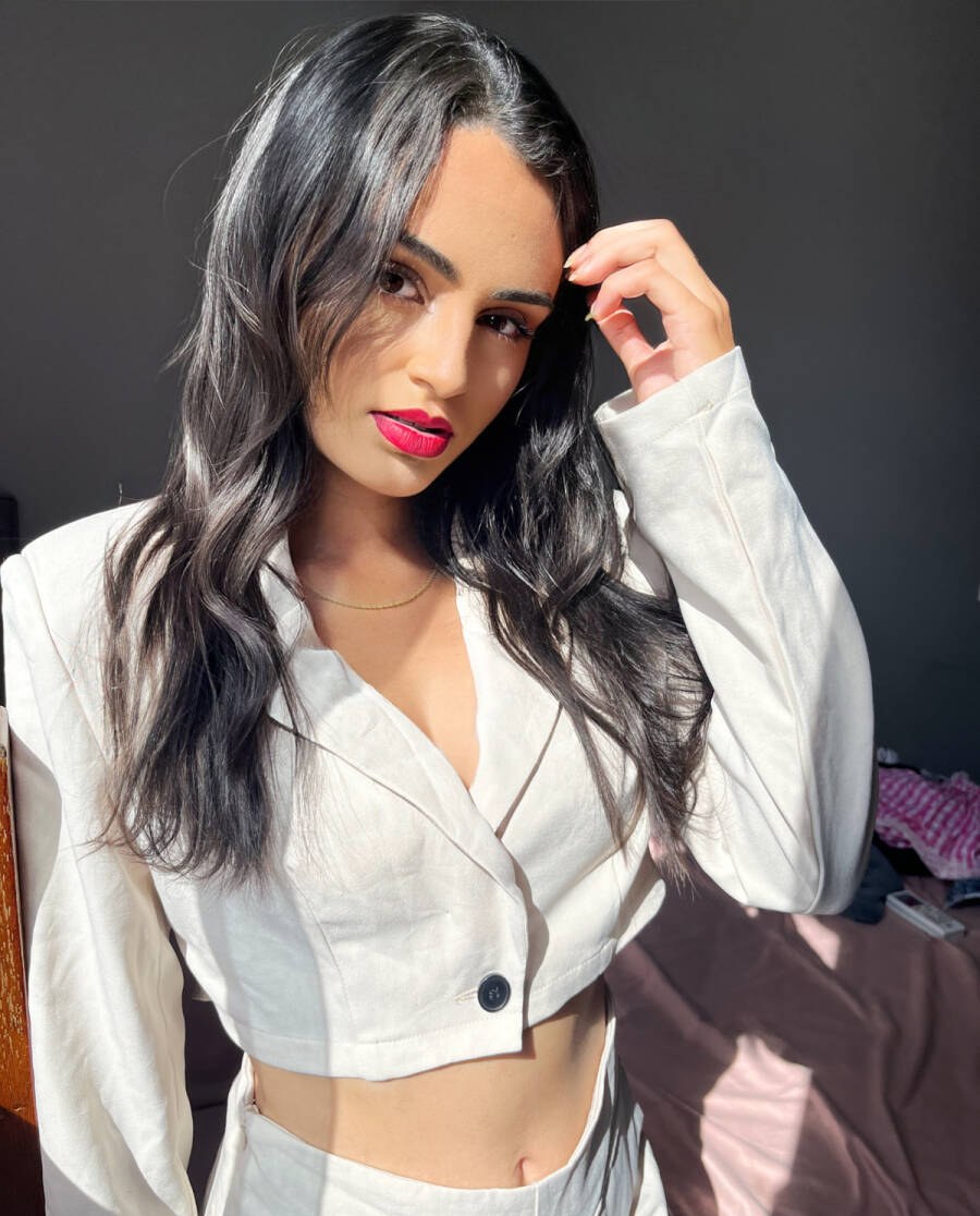Kelly sexy